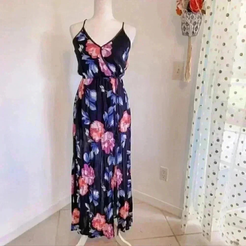 Band of gypsies black floral sursplice maxi dress in size small